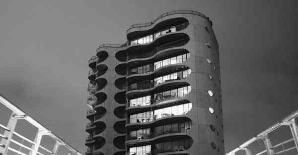 导税人工智能机器人