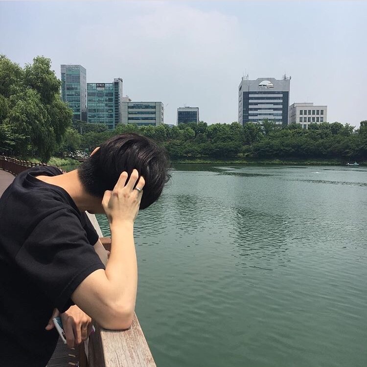 扶媚芬思