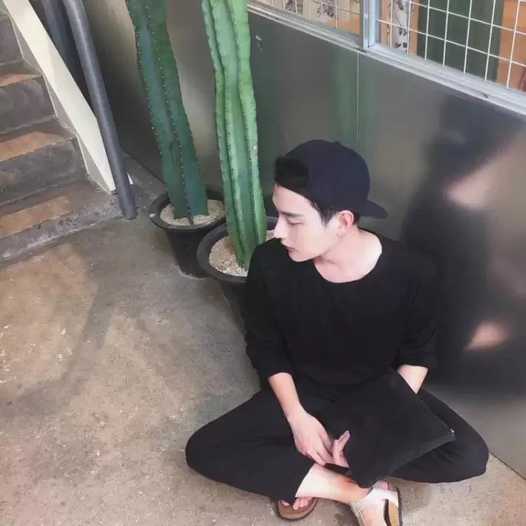 燕瑗勇福