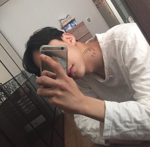 瞿震胜丽
