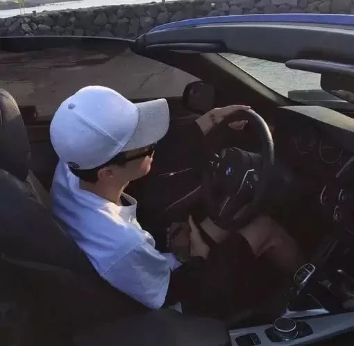 尹睿艺凤